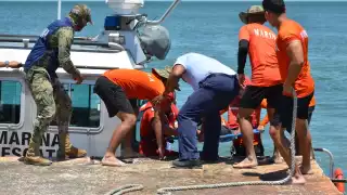 Con simulacros de rescate, Semar y Cruz Roja garantizan seguridad en playas de Campeche