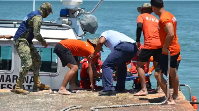 Semar y Cruz Roja realizaron un simulacro de rescate en Playa Bonita, como parte de la Operación Salvavida Semana Santa 2025