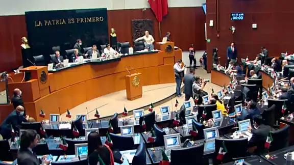 El Senado de la República aprobó una reforma a la Ley para combatir el lavado de dinero. El Senado de la República aprobó una reforma a la Ley para combatir el lavado de dinero.