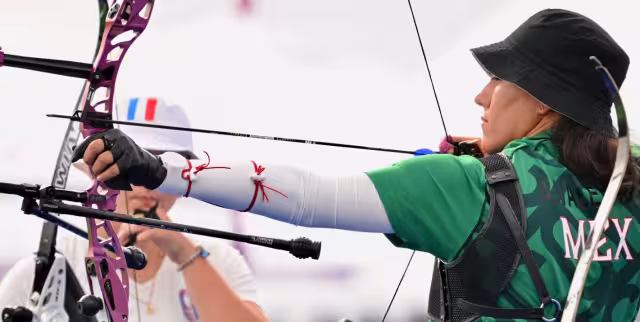 Alejandra Valencia en acción