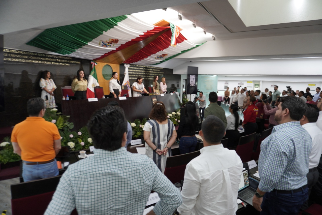 Primera sesión de la LXV Legislatura Primera sesión de la LXV Legislatura