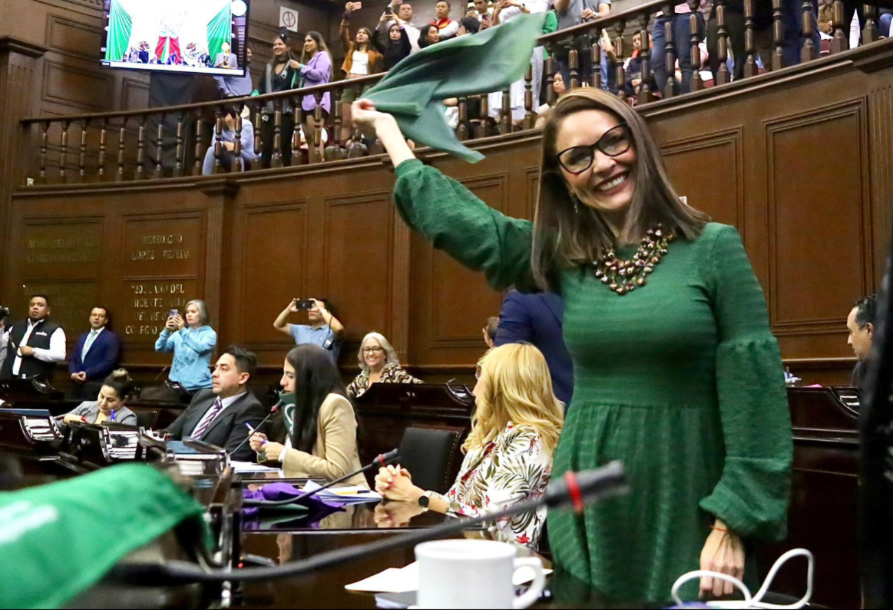 Congreso de Michoacán aprueba la despenalización del aborto.