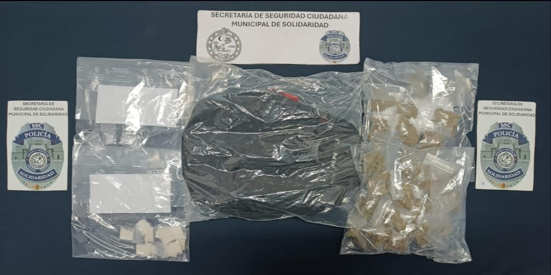 Al momento de su revisión se encontraron bolsas con distintas drogas Al momento de su revisión se encontraron bolsas con distintas drogas
