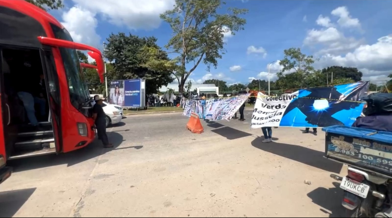 Debido a la falta de atención de las autoridades, se realizaron los bloqueos Debido a la falta de atención de las autoridades, se realizaron los bloqueos