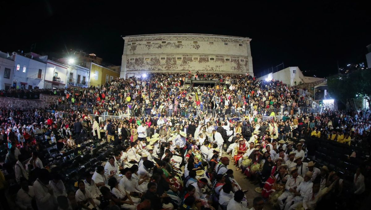 Este 11 de octubre inició la 52° edición del Festival Internacional Cervantino en Guanajuato Este 11 de octubre inició la 52° edición del Festival Internacional Cervantino en Guanajuato