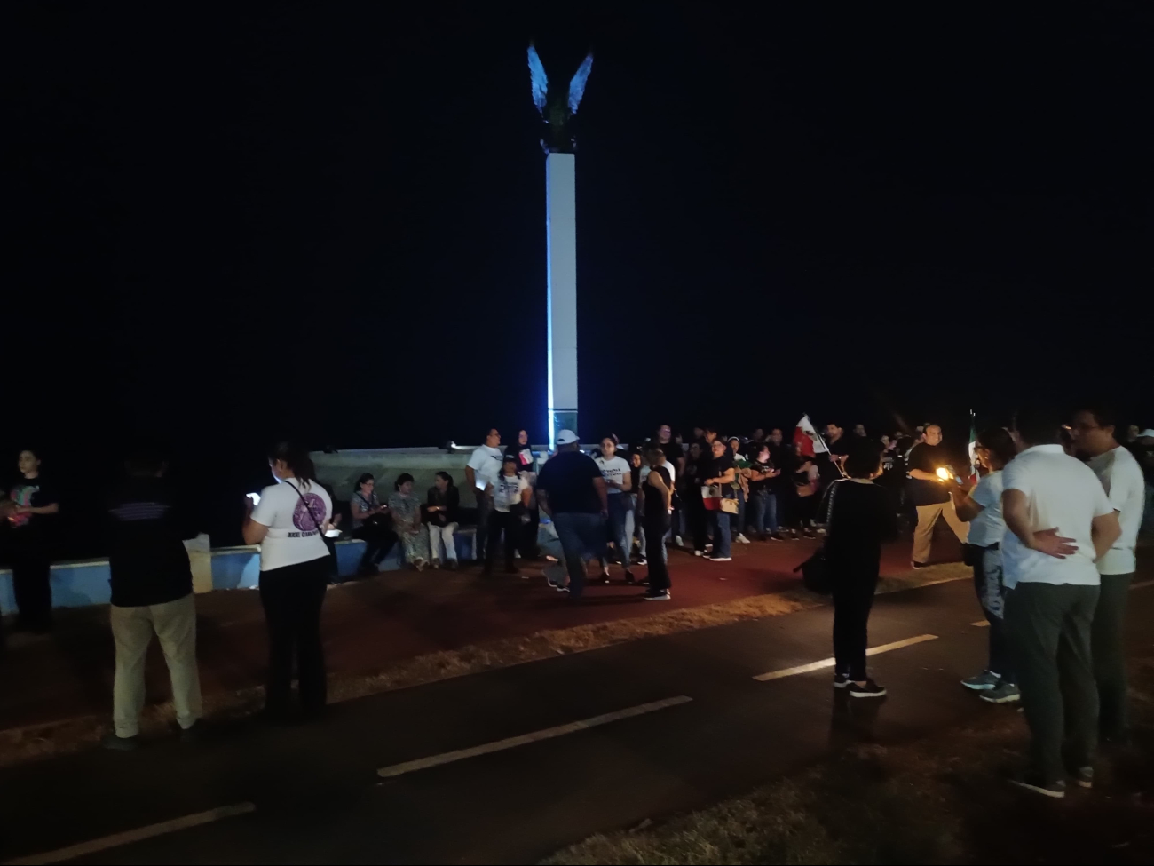 Trabajadores del Poder Judicial se manifiestan en el Malecón de Campeche: EN VIVO