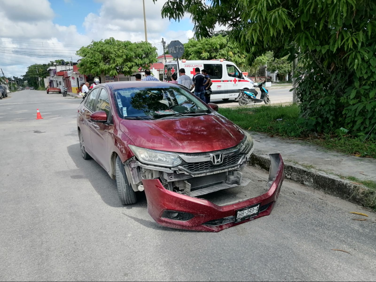 Joven termina con lesiones en accidente de transito en Escárcega