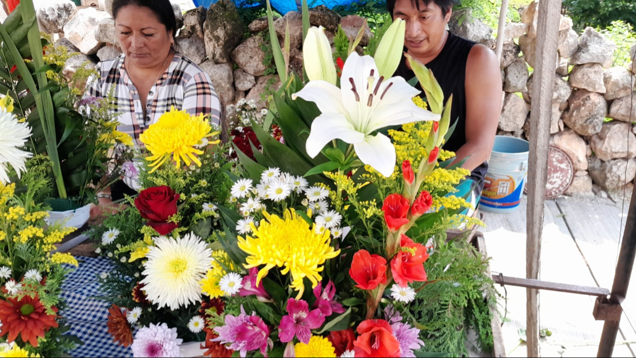 Prevén incremento en las flores por Día de Muertos en Dzitbalché