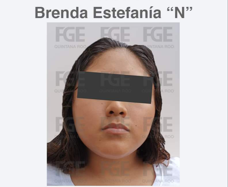 Brenda Estefanía "N", esposa del presunto líder criminal, fue detenida. Brenda Estefanía "N", esposa del presunto líder criminal, fue detenida.