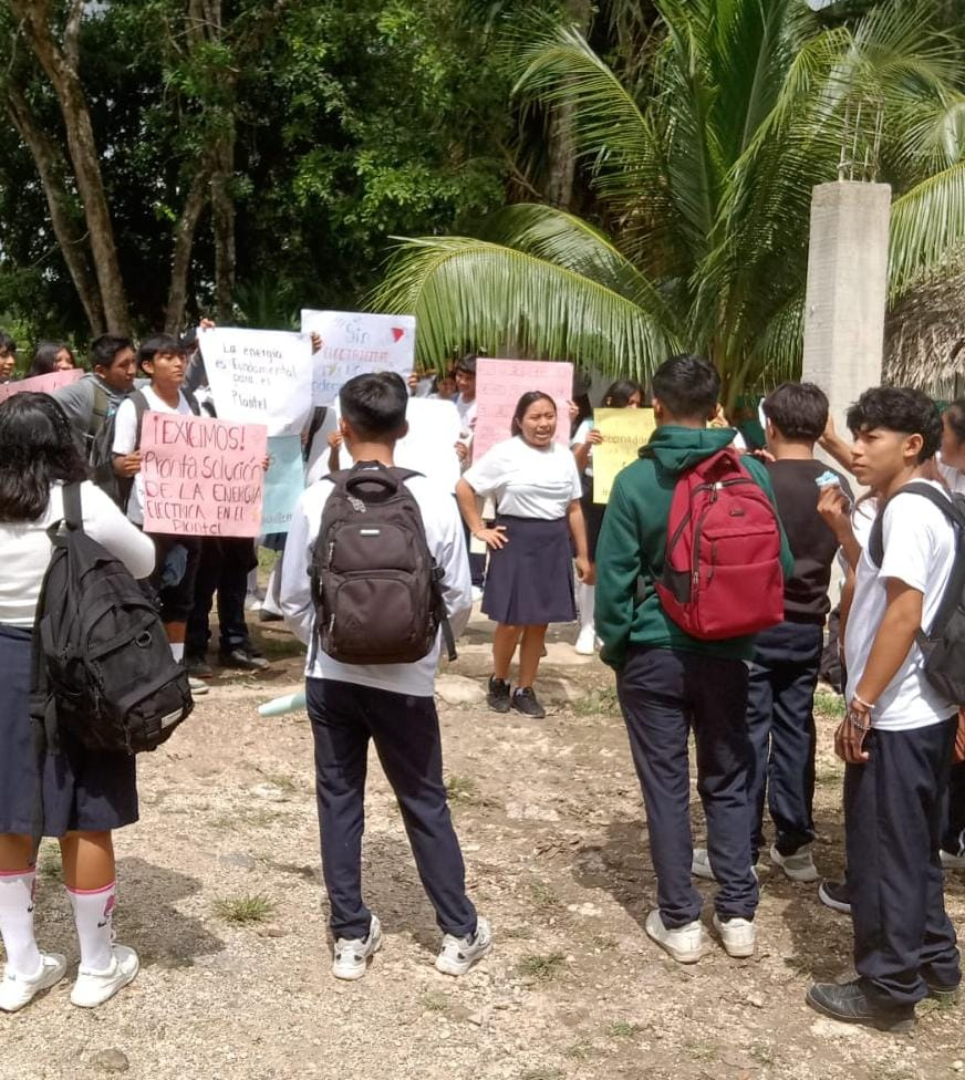 Alumnos expusieron más inconformidades en aulas de la escuela Alumnos expusieron más inconformidades en aulas de la escuela