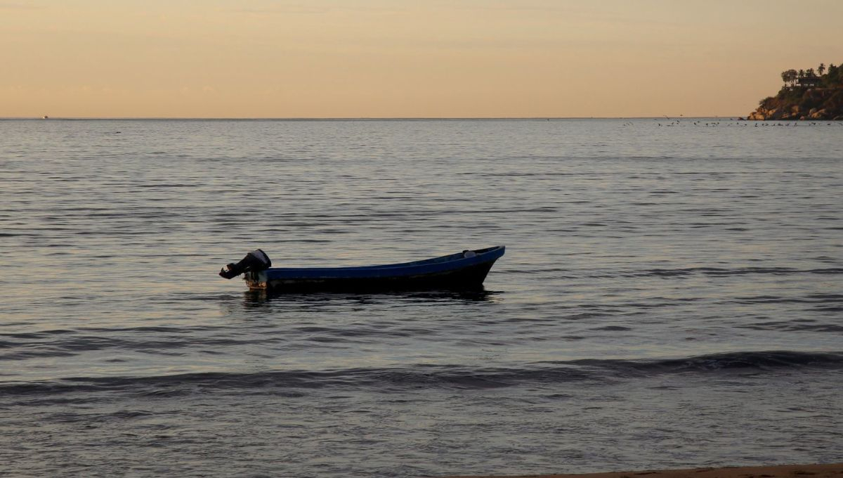 Autoridades buscaban a pescadores desaparecidos en las costas de Yucatán Autoridades buscaban a pescadores desaparecidos en las costas de Yucatán