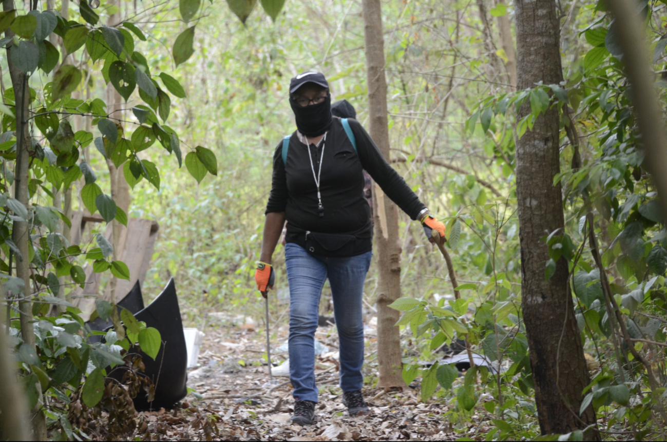 Debido a la falta de apoyo e interés de las autoridades, colectivos deben buscar a los desaparecidos por cuenta propia Debido a la falta de apoyo e interés de las autoridades, colectivos deben buscar a los desaparecidos por cuenta propia