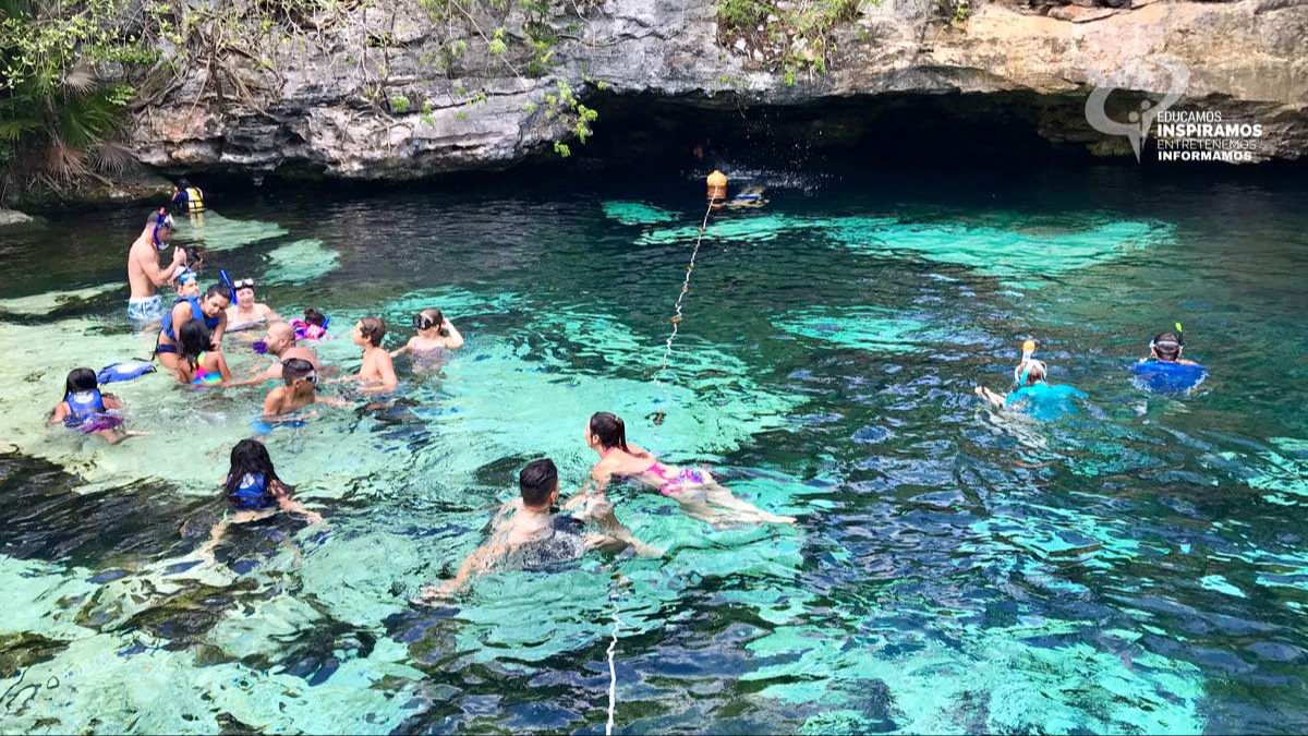 El seguir los cuidados al ingresar los cenotes, ayuda a su limpieza y mantenimiento El seguir los cuidados al ingresar los cenotes, ayuda a su limpieza y mantenimiento