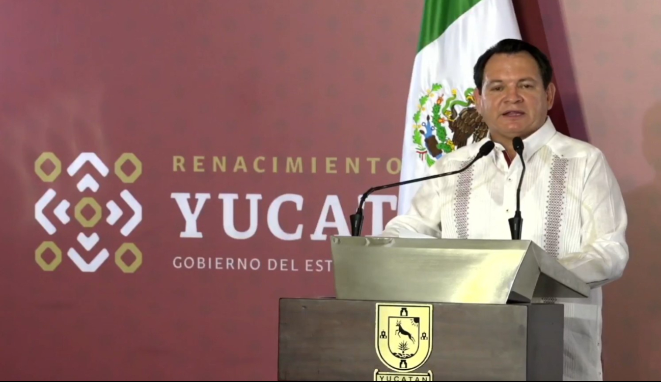 Joaquín Díaz Mena, gobernador de Yucatán Joaquín Díaz Mena, gobernador de Yucatán