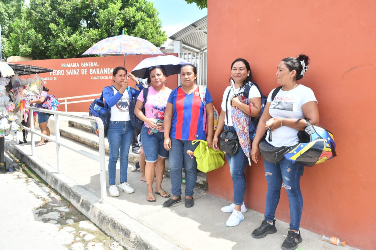  Exigen destitución de directora en Campeche por falta de servicios básicos en escuela primaria 