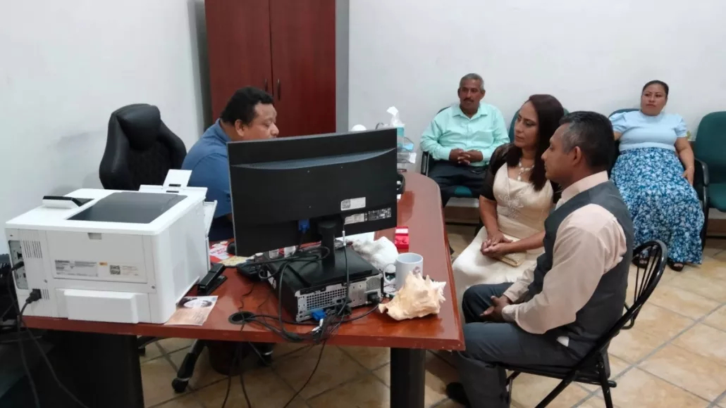 El encargado del Registro Civil de Carmen dice entender la preocupación de la Iglesia acerca de la crisis de matrimonios pues hay una baja en las uniones. El encargado del Registro Civil de Carmen dice entender la preocupación de la Iglesia acerca de la crisis de matrimonios pues hay una baja en las uniones.