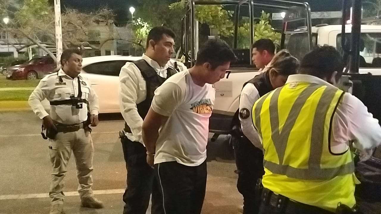 El agresor fue llevado ante el Ministerio Público por los delitos de lesiones y daños El agresor fue llevado ante el Ministerio Público por los delitos de lesiones y daños