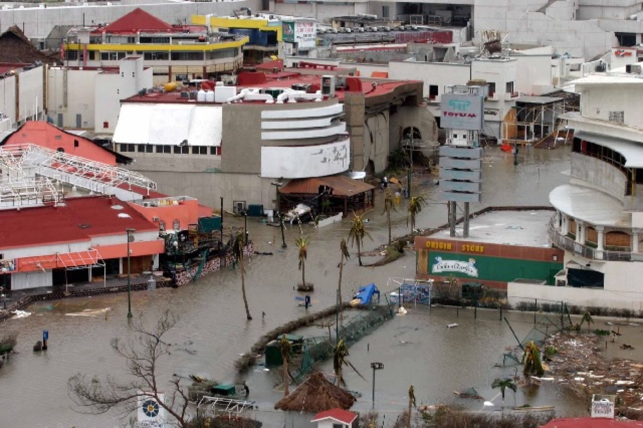 El agua del huracán fue bastante que causó inundaciones en casi todo Cancún