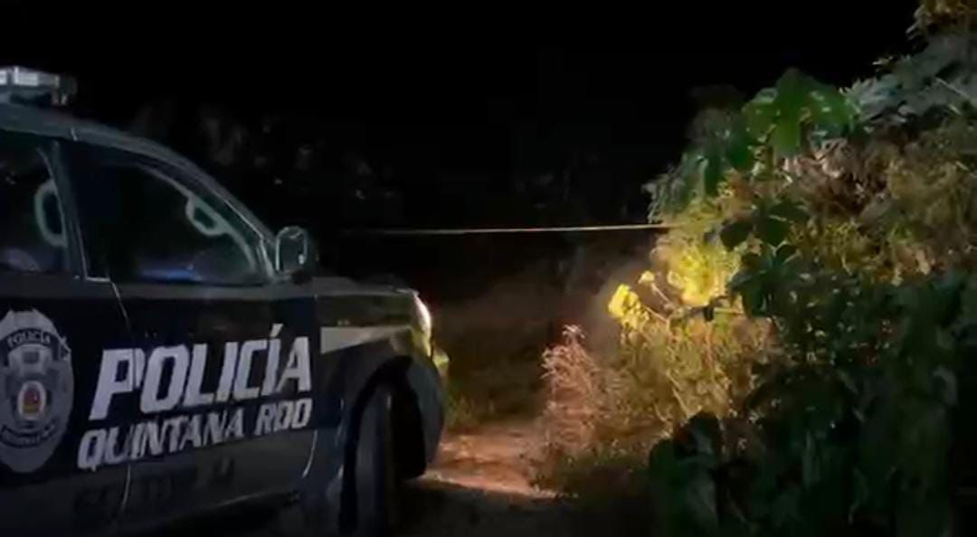 Agentes policíacos encuentran cuerpo de hombre desmembrado. Agentes policíacos encuentran cuerpo de hombre desmembrado.