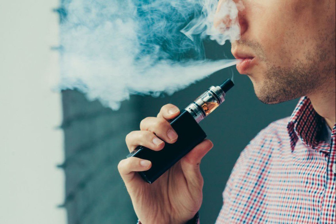 Alertan por "mercado negro de vapeadores" en Campeche: menores de 12 años los que más consumen 