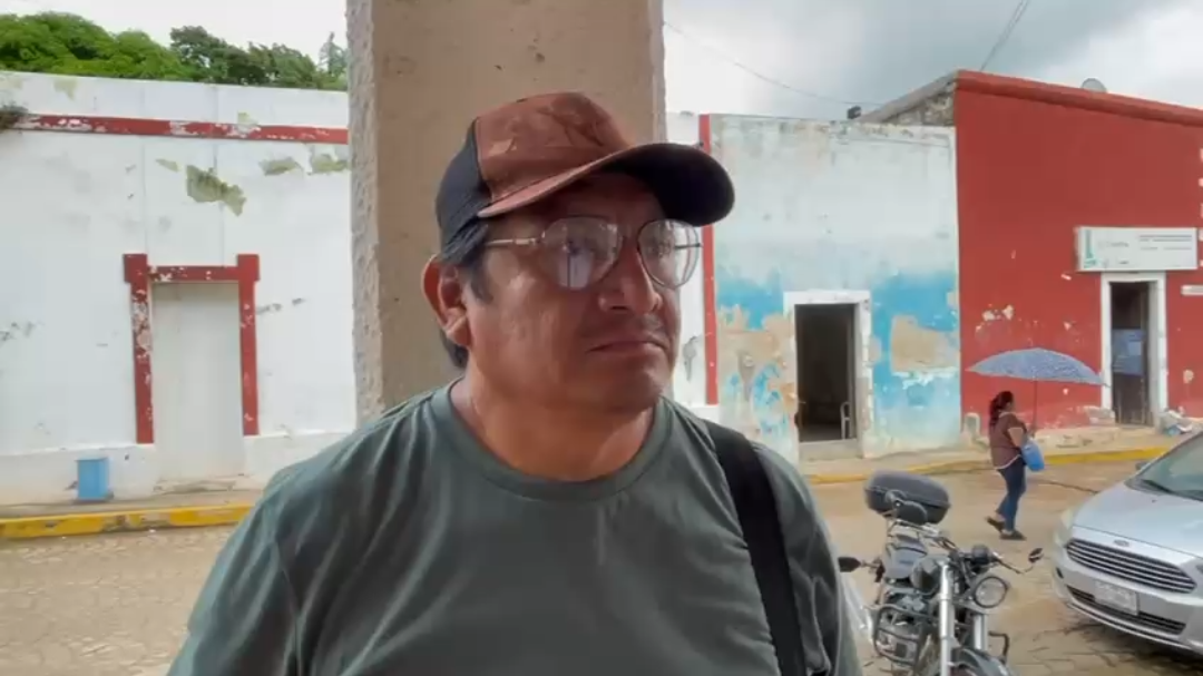 El comisario municipal, Josué Jonathan Huchín Poot, ha reportado las fallas sin recibir respuesta de la CFE El comisario municipal, Josué Jonathan Huchín Poot, ha reportado las fallas sin recibir respuesta de la CFE