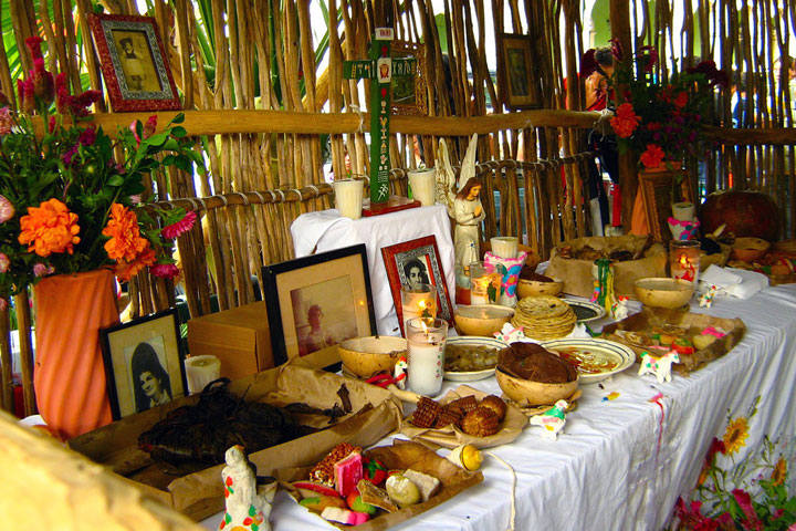 En el sureste de México a diferencia del resto del país no lleva pan de muertos En el sureste de México a diferencia del resto del país no lleva pan de muertos