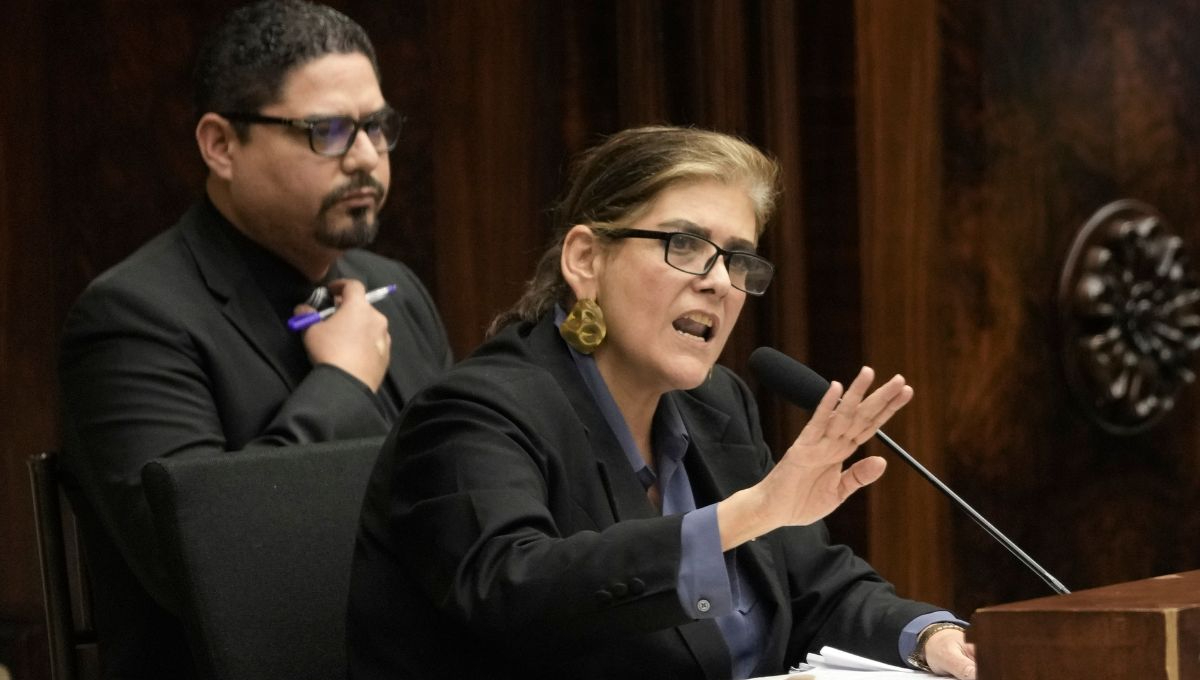 Ecuador inicia juicio político contra ministra del Interior por incursión en embajada mexicana