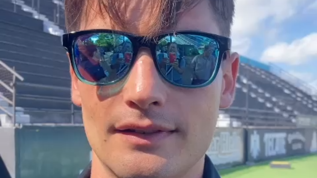 El icepresidente del club Cancún FC, Giovanni Solazzi, encuentra 'triste' el racismo contra Moreira. El icepresidente del club Cancún FC, Giovanni Solazzi, encuentra 'triste' el racismo contra Moreira.