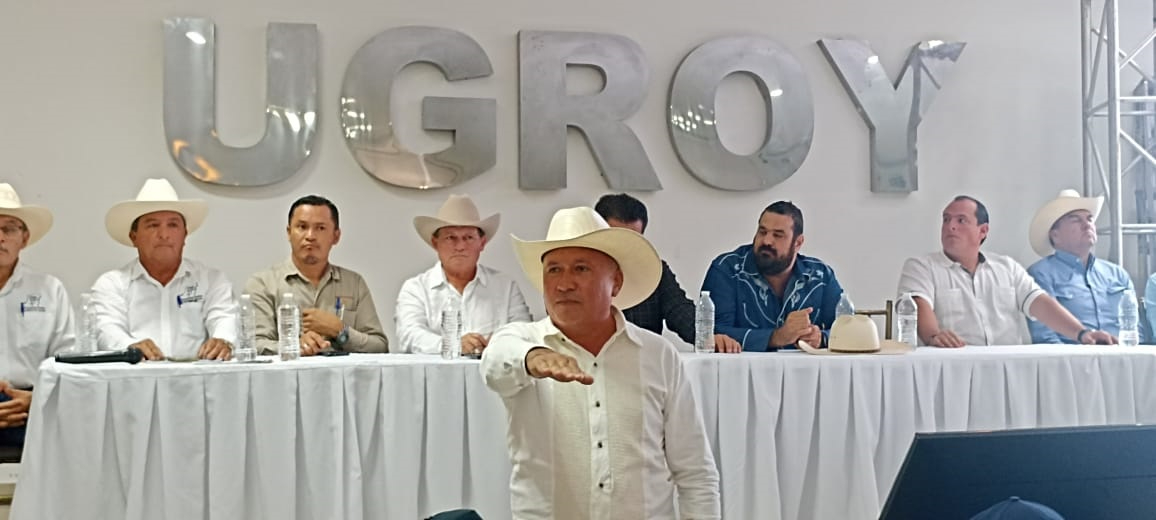 Tras rendir su informe se designó a Mario Esteban López Meneses como Presidente de la Ugroy Tras rendir su informe se designó a Mario Esteban López Meneses como Presidente de la Ugroy