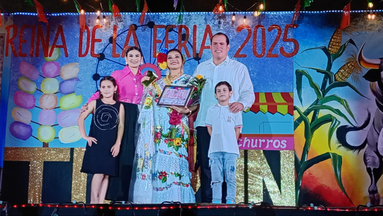 Jesuí Guadalupe Huchim Gutiérrez es la nueva Reina de la Feria de Reyes 2025 Jesuí Guadalupe Huchim Gutiérrez es la nueva Reina de la Feria de Reyes 2025