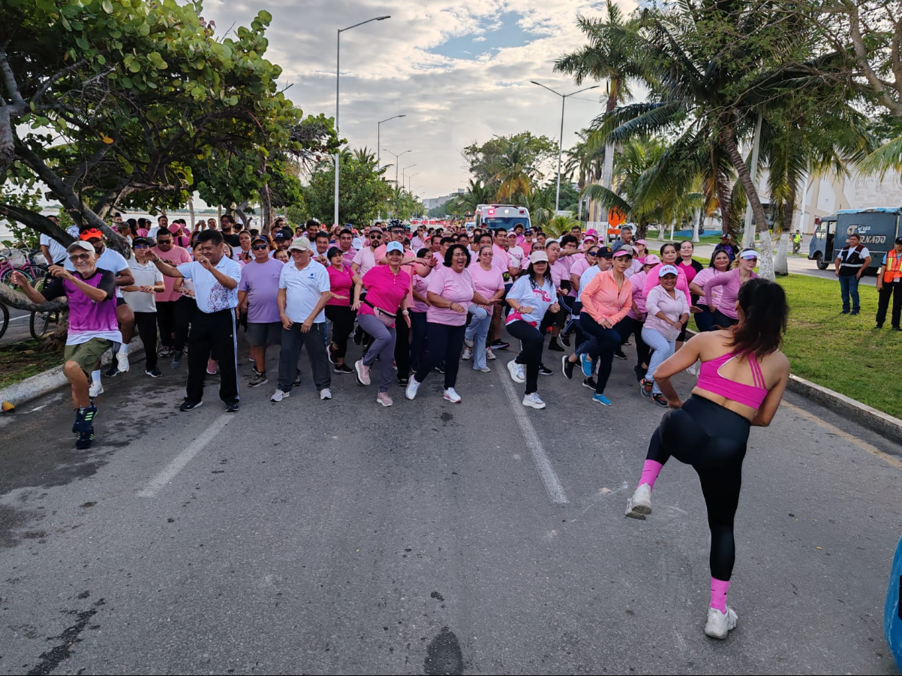 La actividad se realizó en el marco del Mes de la Sensibilización sobre el cáncer de mama La actividad se realizó en el marco del Mes de la Sensibilización sobre el cáncer de mama
