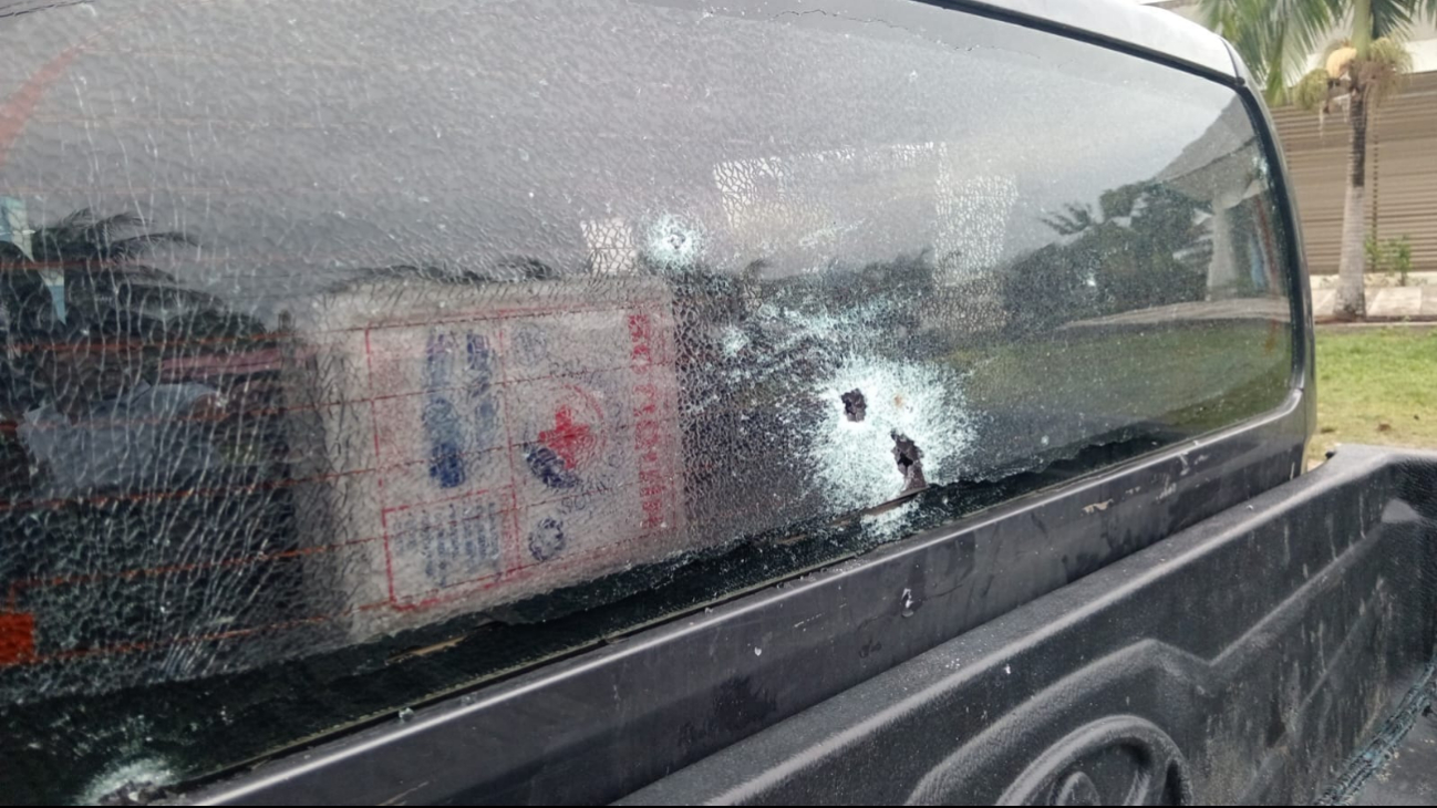 La camioneta recibió al menos 14 impactos de bala La camioneta recibió al menos 14 impactos de bala