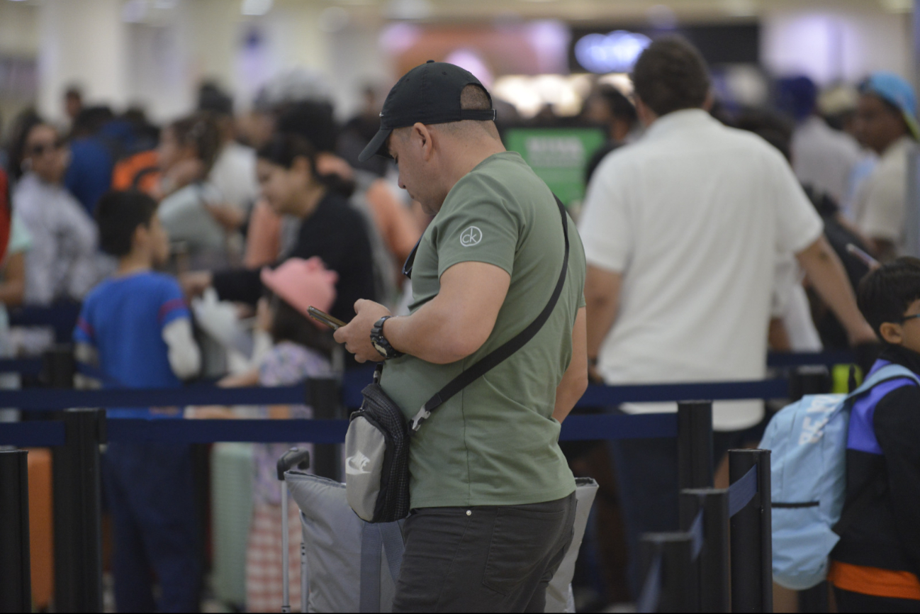El Aeropuerto Internacional de Cancún reportó llegadas, 90 fueron nacionales y 137 internacionales El Aeropuerto Internacional de Cancún reportó llegadas, 90 fueron nacionales y 137 internacionales