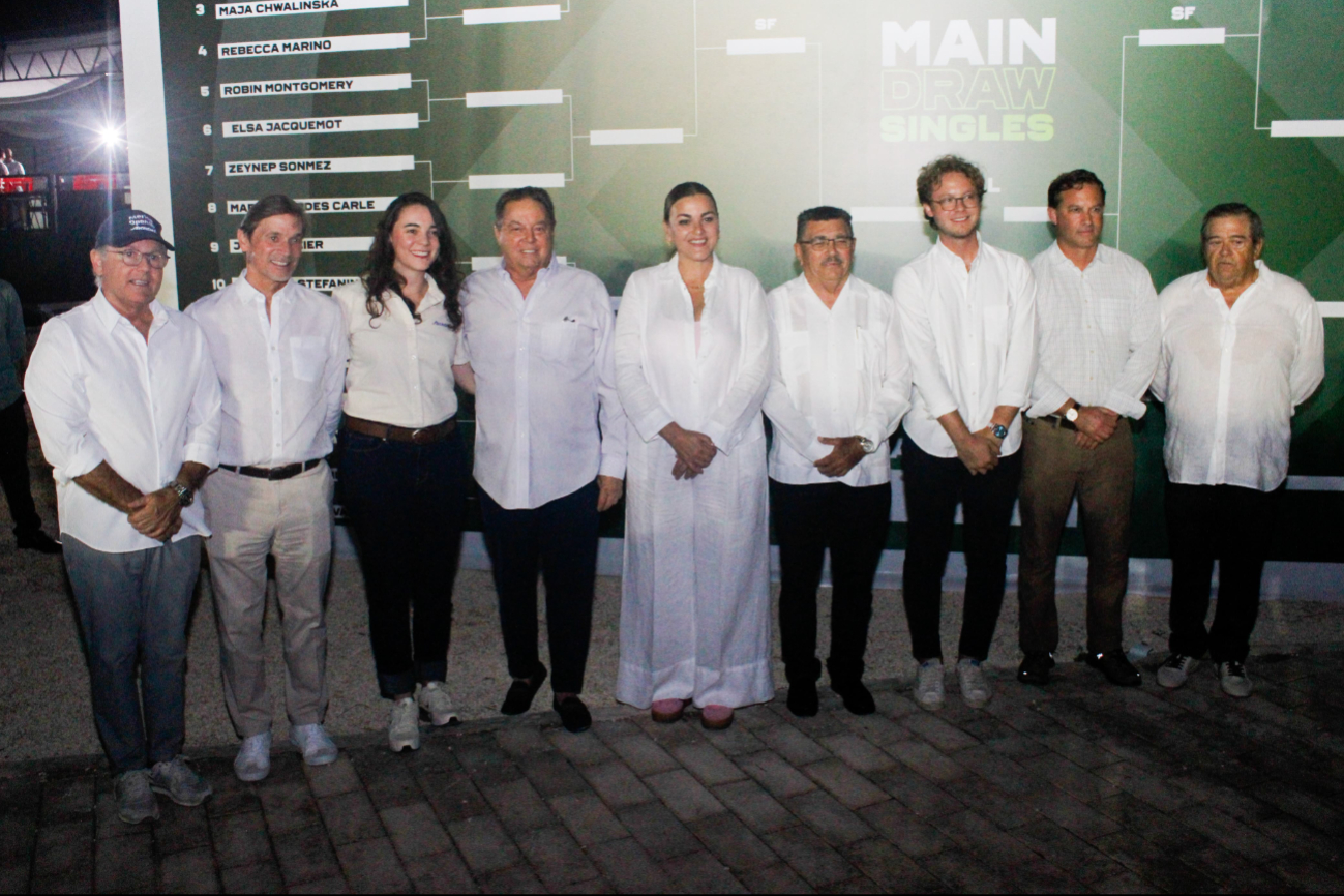 La alcaldesa de Mérida, Cecilia Patrón Laviada, ofició la la segunda edición del Mérida Open WTA 250. La alcaldesa de Mérida, Cecilia Patrón Laviada, ofició la la segunda edición del Mérida Open WTA 250.