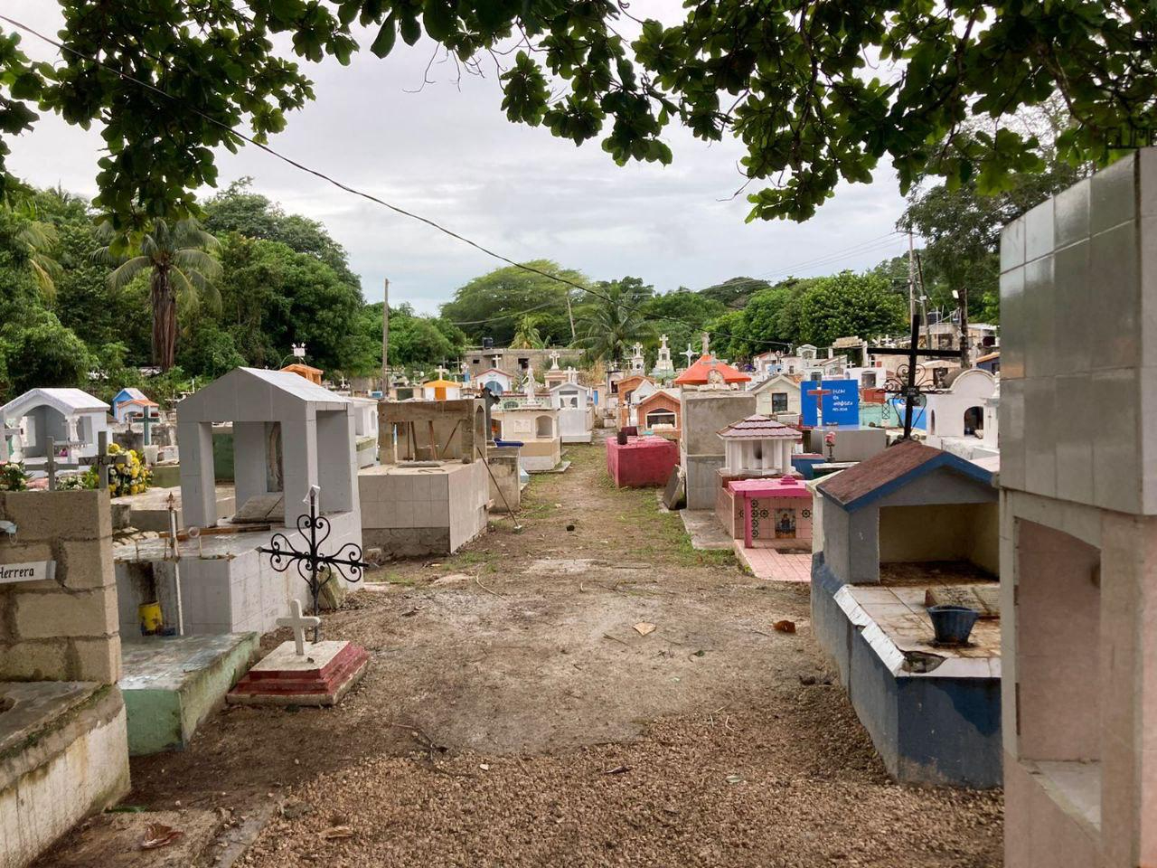 Los cuatro “campo santos” más grandes del municipio,son Santa Lucía, San Román, Samulá y Siglo XXI Los cuatro “campo santos” más grandes del municipio,son Santa Lucía, San Román, Samulá y Siglo XXI