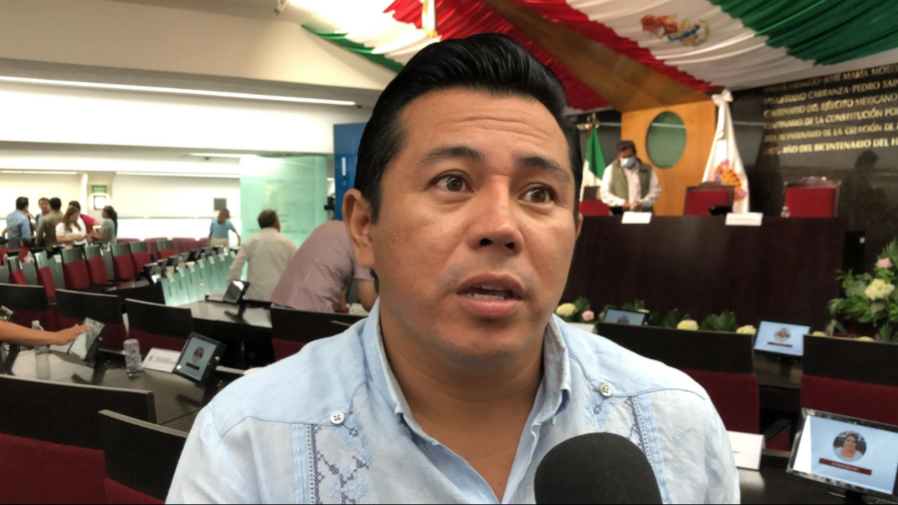 Carlos Ucán Yam Carlos Ucán Yam