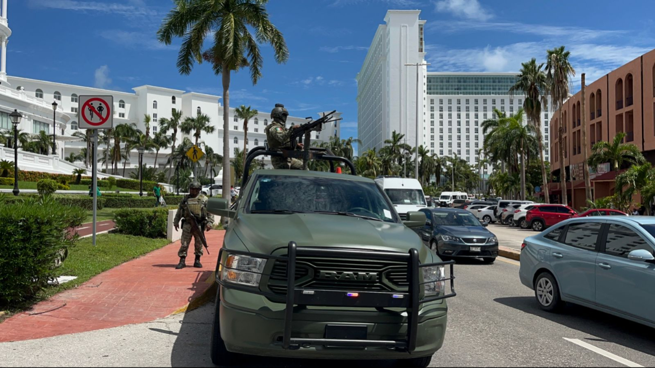 Empresarios han denunciado la escasa vigilancia en restaurantes y áreas turísticas de Cancún, con menos de 30 cámaras Empresarios han denunciado la escasa vigilancia en restaurantes y áreas turísticas de Cancún, con menos de 30 cámaras
