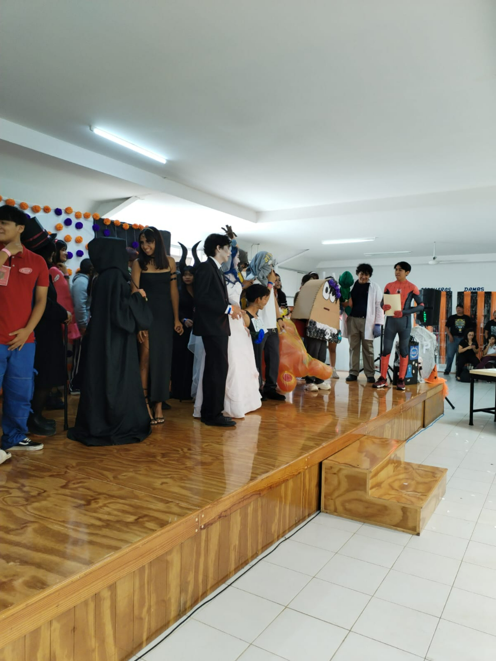 Alumnos celebraron con gusto el día de las Ánimas. Alumnos celebraron con gusto el día de las Ánimas.