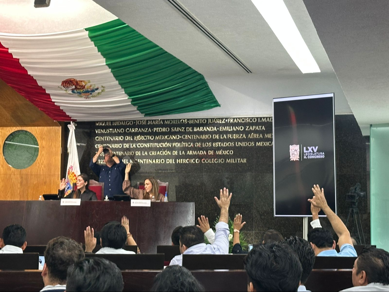 Campeche aprueba la Supremacía Constitucional Campeche aprueba la Supremacía Constitucional