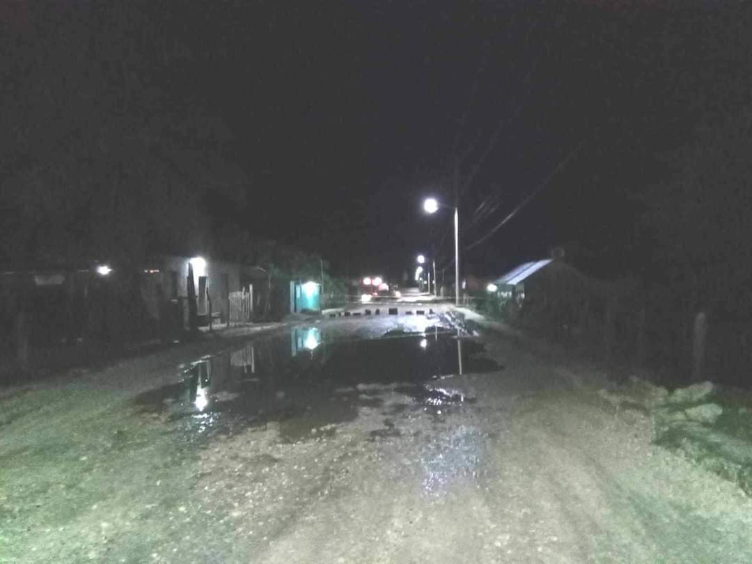 También hay baches gigantes También hay baches gigantes