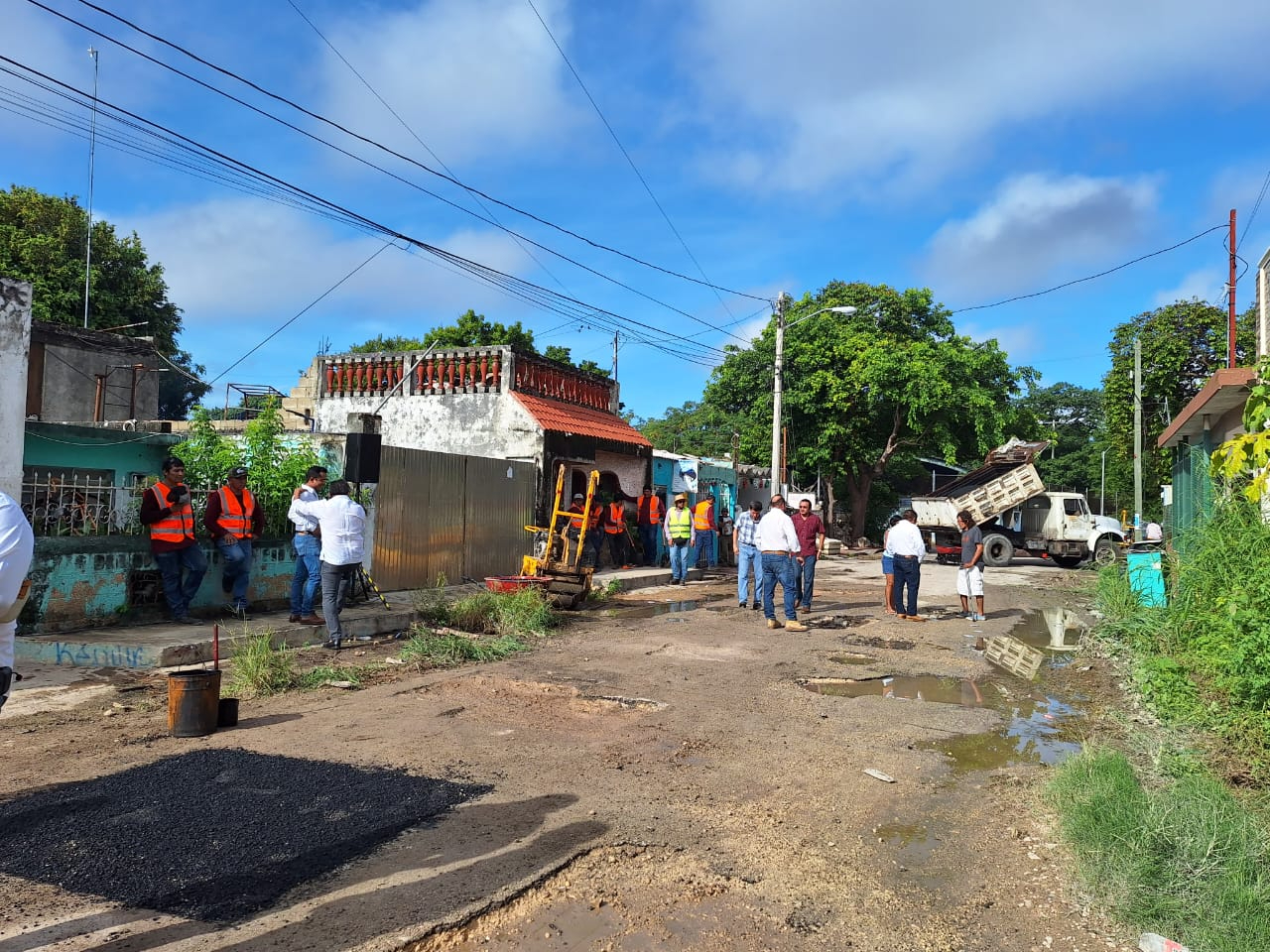 Las obras responden a las peticiones de los ciudadanos por mejores calles, agua potable y alumbrado Las obras responden a las peticiones de los ciudadanos por mejores calles, agua potable y alumbrado