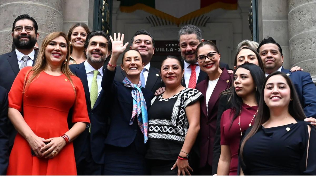 La presidenta Claudia Sheinbaum acudió a la toma de posesión de Clara Brugada, como Jefa de Gobierno de la CDMX La presidenta Claudia Sheinbaum acudió a la toma de posesión de Clara Brugada, como Jefa de Gobierno de la CDMX