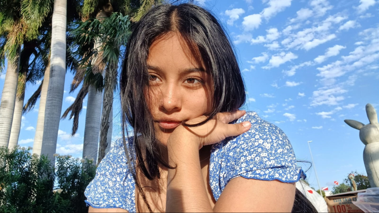 "Se me ha quedado viendo las piernas y hablado en plan coqueto" "Se me ha quedado viendo las piernas y hablado en plan coqueto"
