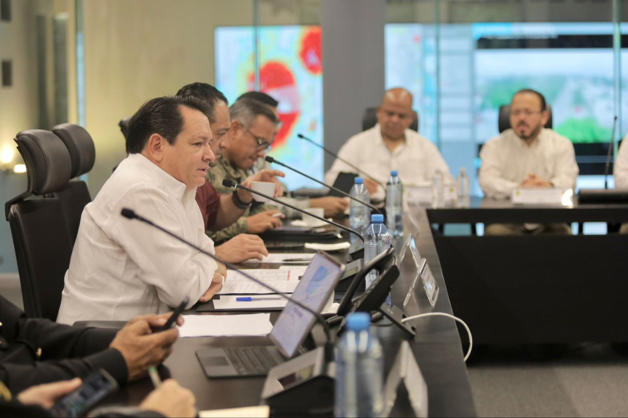 Yucatán ha suspendido clases, declarado ley seca y reducido la frecuencia del transporte público Yucatán ha suspendido clases, declarado ley seca y reducido la frecuencia del transporte público