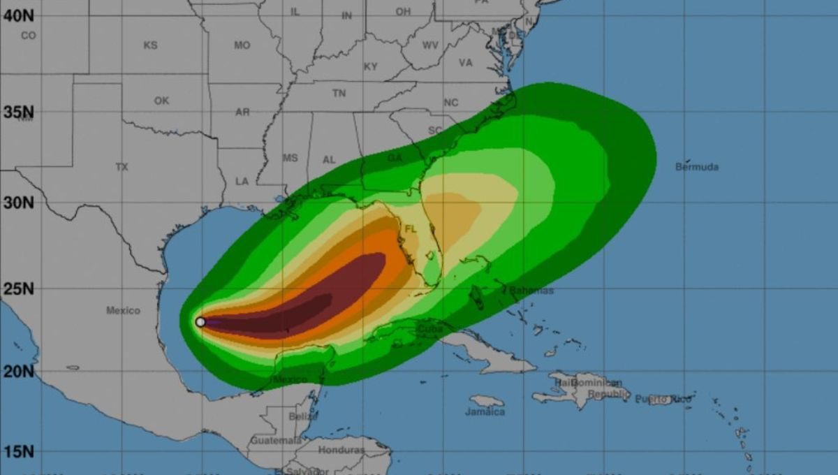 Consulados de México en Florida activan protocolo por Huracán Milton