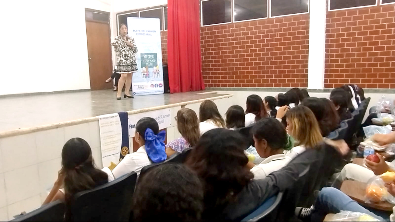 Estudiantes de Playa del Carmen reciben pláticas para prevenir la violencia en el noviazgo Estudiantes de Playa del Carmen reciben pláticas para prevenir la violencia en el noviazgo