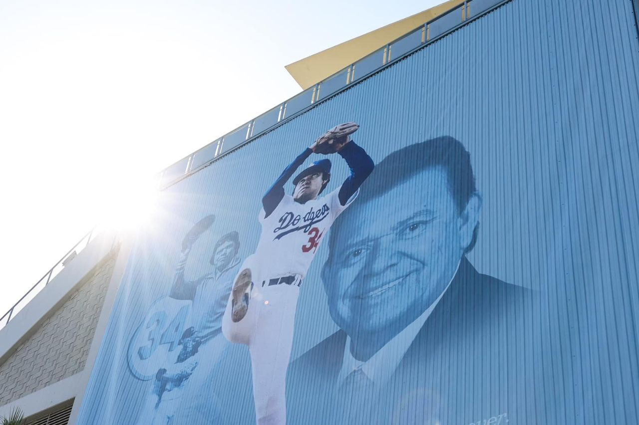 Los Dodgers recuerdan a Fernando Valenzuela en el día de su cumpleaños 
