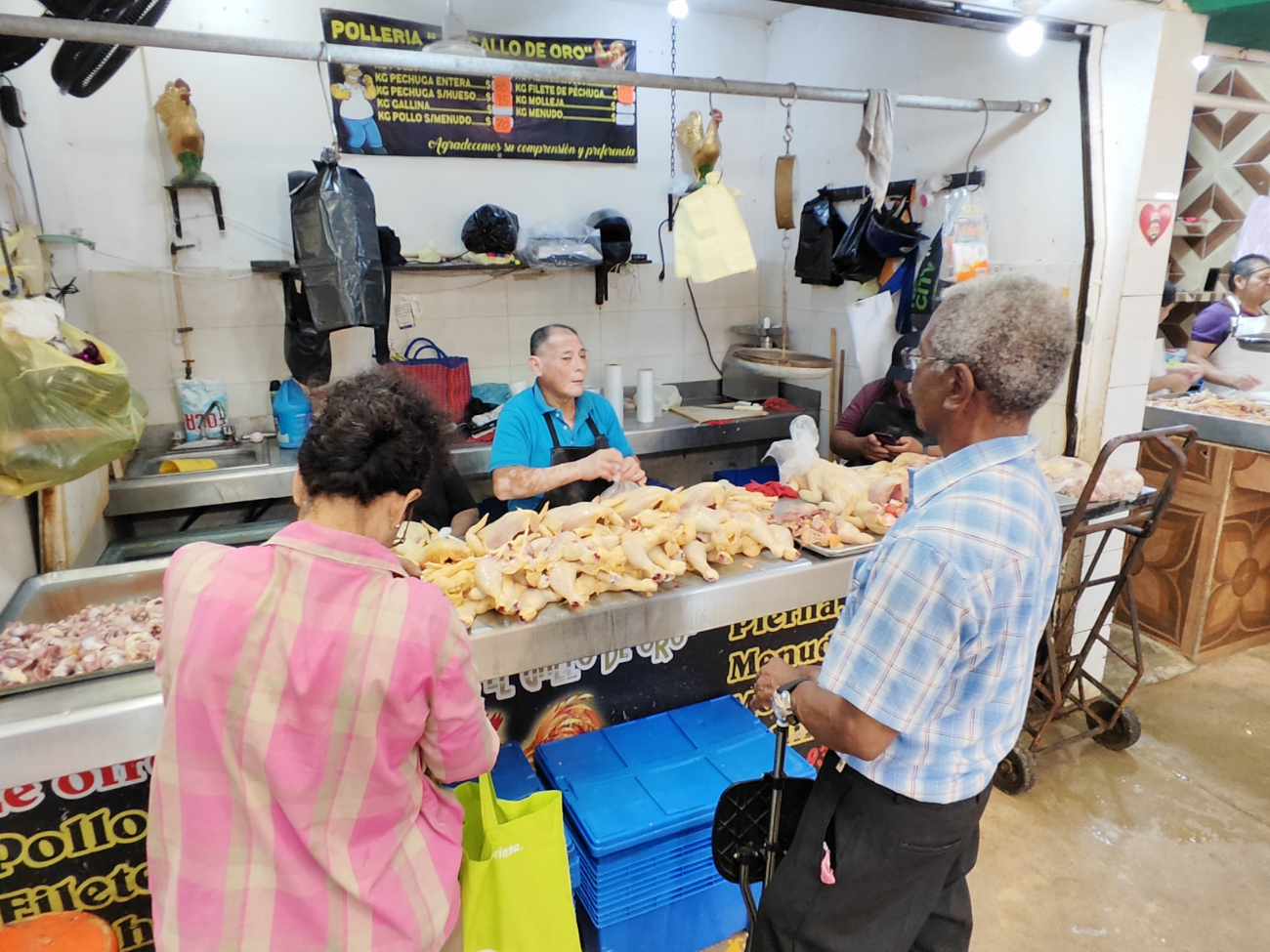 Otra razón por la que este alimento es rechazado por los locatarios se debe a que tienen que competir con consorcios que lo consiguen de forma masiva. Otra razón por la que este alimento es rechazado por los locatarios se debe a que tienen que competir con consorcios que lo consiguen de forma masiva.