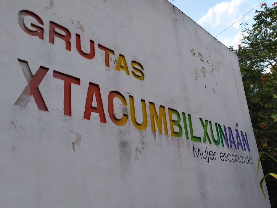 También conocidas como "La Mujer Escondida" También conocidas como "La Mujer Escondida"