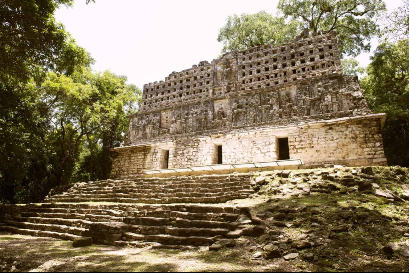El desarrollo de esta ciudad sucedió entre los años 350 al 810 El desarrollo de esta ciudad sucedió entre los años 350 al 810